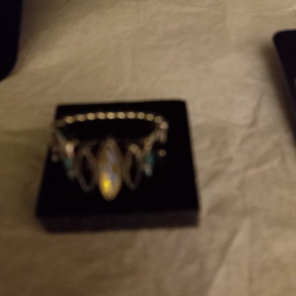 Complete sets - Picture 3 of 3